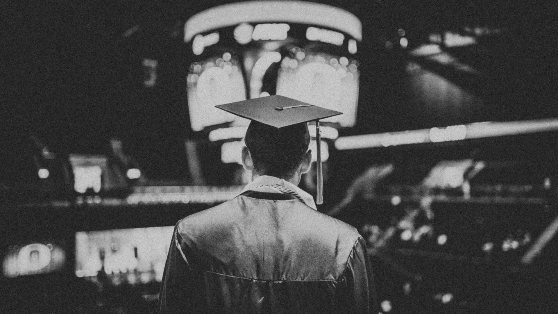 graduate cap in black and white